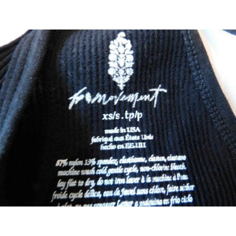 Free People Movement Crop Run Tank BLACK ribbed Racerback size XS/SMALL NEW - Picture 4 of 6